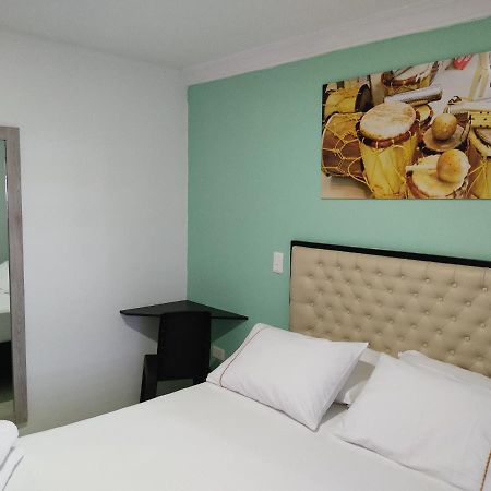 Hotel Escala Gc บาเยดูปาร์ ภายนอก รูปภาพ