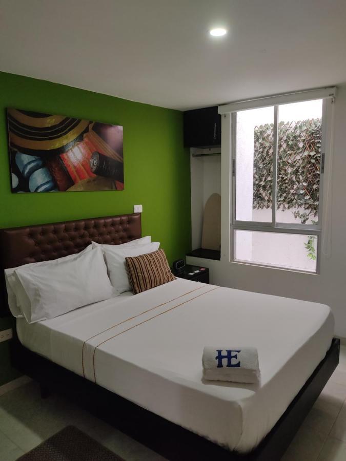 Hotel Escala Gc บาเยดูปาร์ ภายนอก รูปภาพ