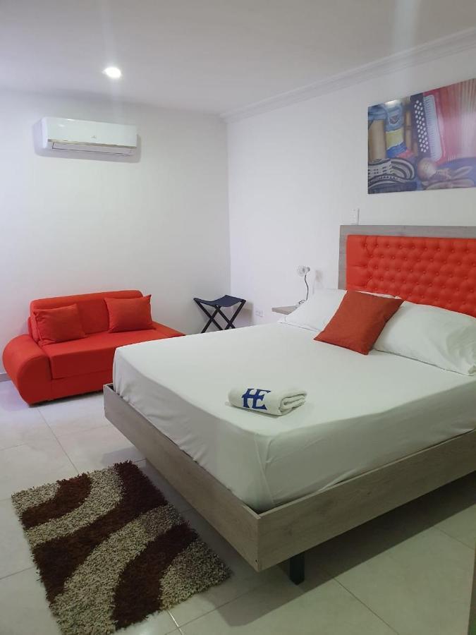 Hotel Escala Gc บาเยดูปาร์ ภายนอก รูปภาพ
