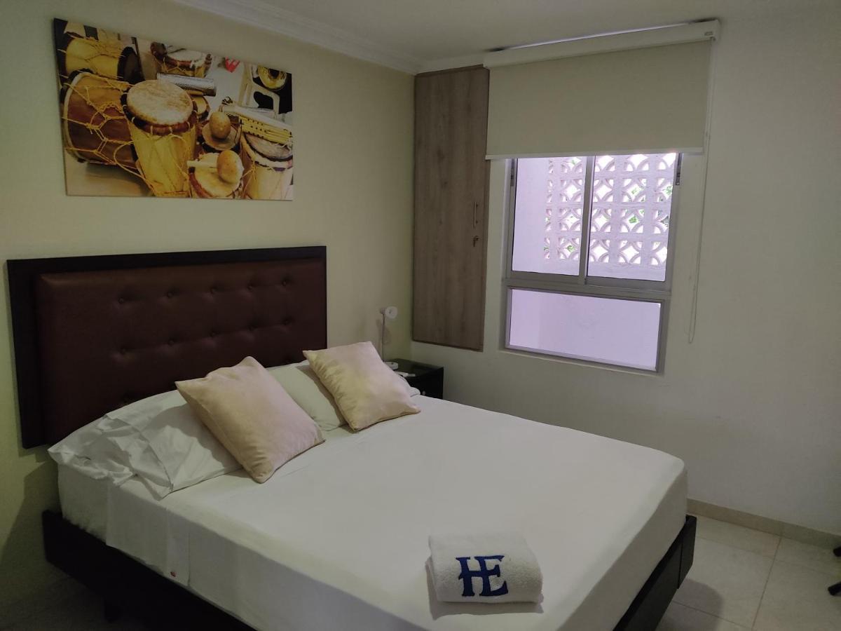 Hotel Escala Gc บาเยดูปาร์ ภายนอก รูปภาพ